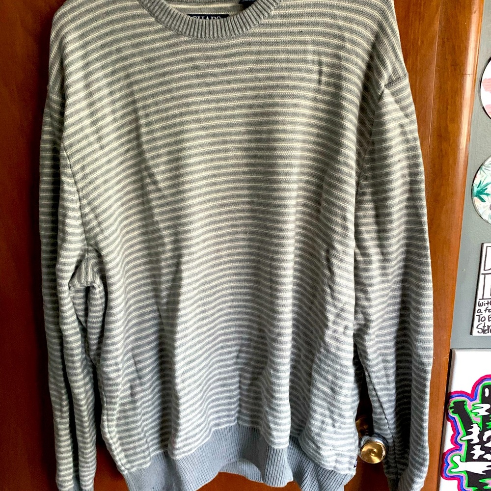 Women’s striped gray and white sweater XL